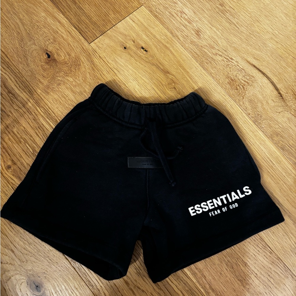 LOT OF TODDLER SHORTS SZ 3